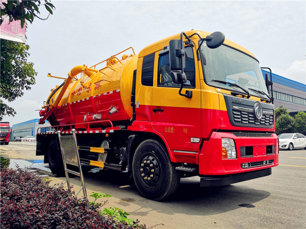 天錦15方清洗吸污車(chē)