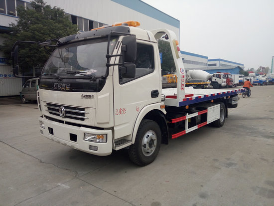 東風(fēng)多利卡一拖二清障車(黃牌)